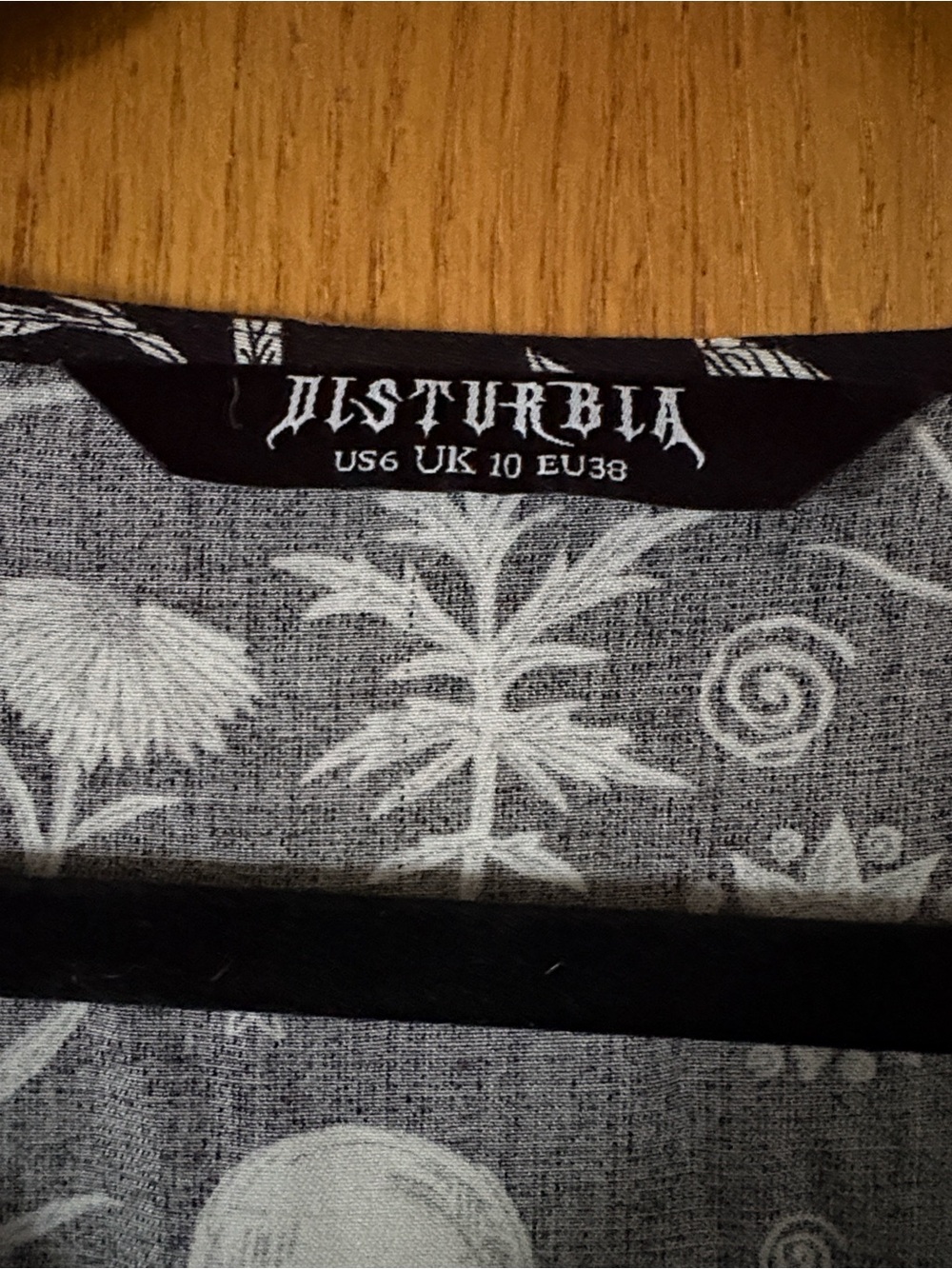 Disturbia | Hedgewitch V Neck Midi Dress - Picture 7 of 15